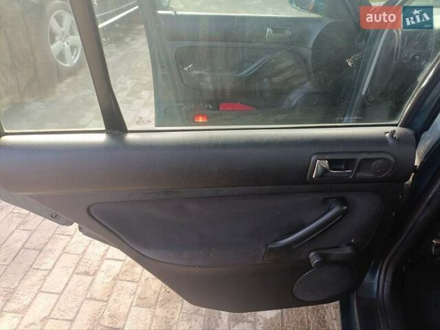 Зелений Фольксваген Гольф, об'ємом двигуна 1.4 л та пробігом 226 тис. км за 2500 $, фото 18 на Automoto.ua