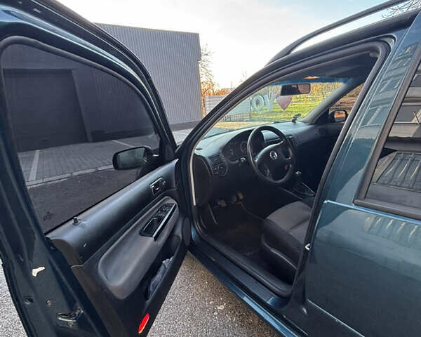 Зелений Фольксваген Гольф, об'ємом двигуна 1.6 л та пробігом 246 тис. км за 4400 $, фото 12 на Automoto.ua