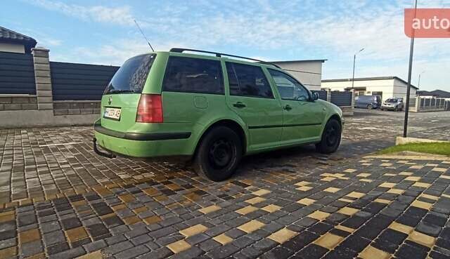 Зеленый Фольксваген Гольф, объемом двигателя 1.9 л и пробегом 366 тыс. км за 4500 $, фото 5 на Automoto.ua