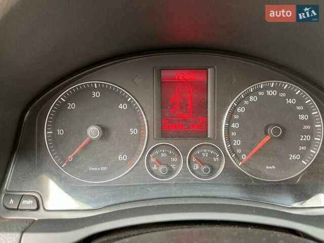 Зелений Фольксваген Гольф, об'ємом двигуна 1.9 л та пробігом 241 тис. км за 5000 $, фото 8 на Automoto.ua