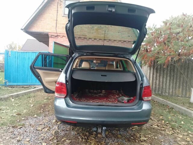 Зеленый Фольксваген Гольф, объемом двигателя 1.9 л и пробегом 241 тыс. км за 5000 $, фото 1 на Automoto.ua