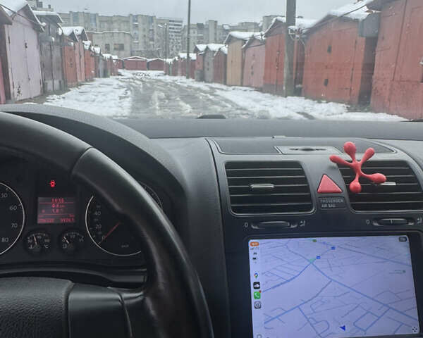 Зеленый Фольксваген Гольф, объемом двигателя 1.4 л и пробегом 206 тыс. км за 5700 $, фото 8 на Automoto.ua