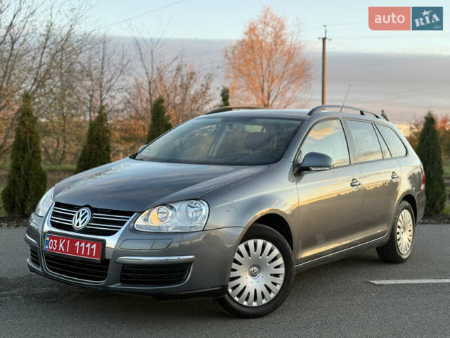 Зеленый Фольксваген Гольф, объемом двигателя 1.6 л и пробегом 174 тыс. км за 6500 $, фото 4 на Automoto.ua