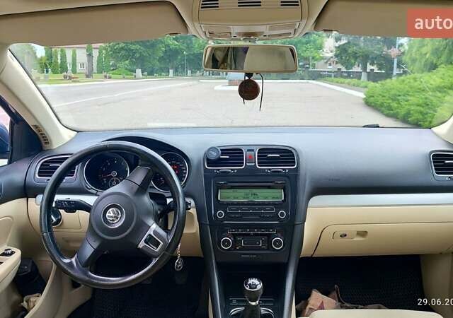 Зеленый Фольксваген Гольф, объемом двигателя 1.39 л и пробегом 196 тыс. км за 7700 $, фото 2 на Automoto.ua