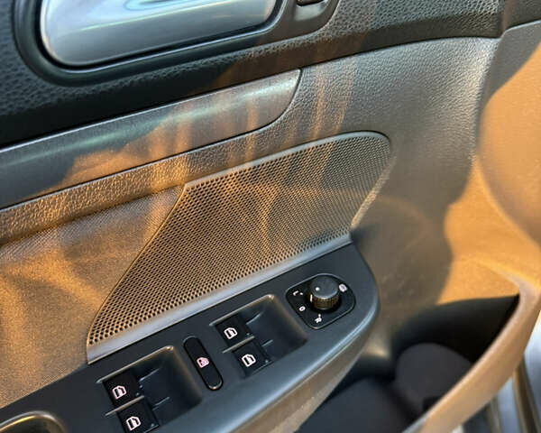 Зеленый Фольксваген Гольф, объемом двигателя 1.6 л и пробегом 174 тыс. км за 6500 $, фото 17 на Automoto.ua