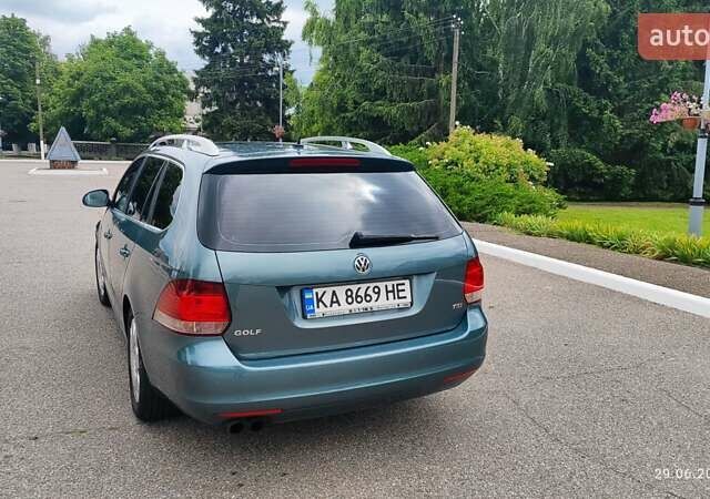 Зеленый Фольксваген Гольф, объемом двигателя 1.39 л и пробегом 196 тыс. км за 7700 $, фото 8 на Automoto.ua