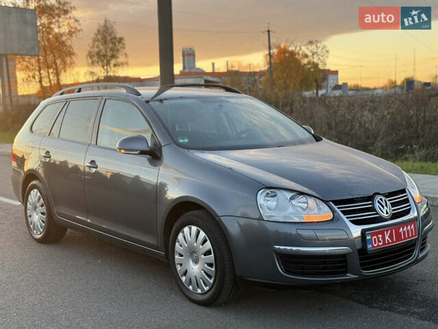 Зеленый Фольксваген Гольф, объемом двигателя 1.6 л и пробегом 174 тыс. км за 6500 $, фото 12 на Automoto.ua