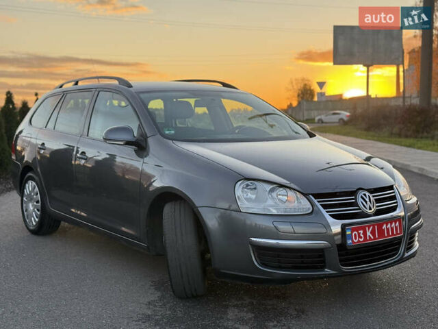 Зеленый Фольксваген Гольф, объемом двигателя 1.6 л и пробегом 174 тыс. км за 6500 $, фото 2 на Automoto.ua