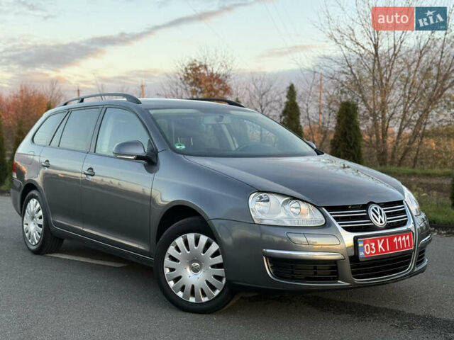 Зеленый Фольксваген Гольф, объемом двигателя 1.6 л и пробегом 174 тыс. км за 6500 $, фото 1 на Automoto.ua