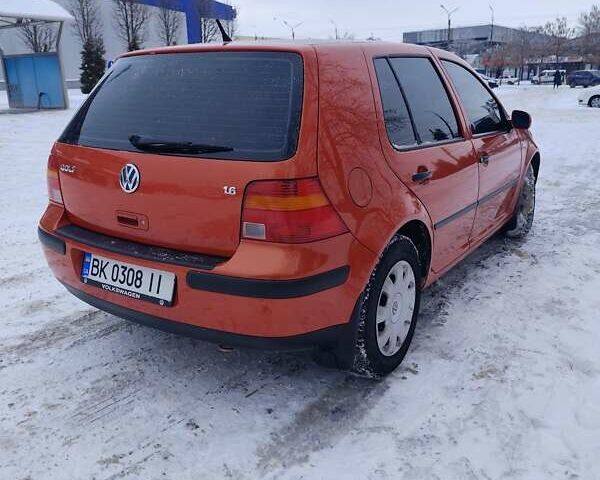 Оранжевый Фольксваген Гольф, объемом двигателя 1.6 л и пробегом 186 тыс. км за 5200 $, фото 5 на Automoto.ua