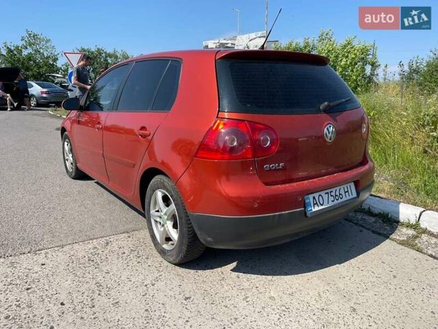 Оранжевый Фольксваген Гольф, объемом двигателя 1.39 л и пробегом 210 тыс. км за 5200 $, фото 4 на Automoto.ua