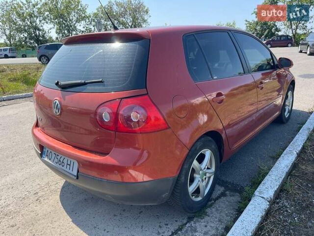 Оранжевый Фольксваген Гольф, объемом двигателя 1.39 л и пробегом 210 тыс. км за 5200 $, фото 5 на Automoto.ua