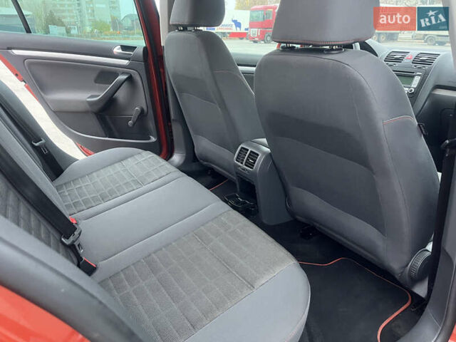 Помаранчевий Фольксваген Гольф, об'ємом двигуна 1.4 л та пробігом 232 тис. км за 6190 $, фото 57 на Automoto.ua