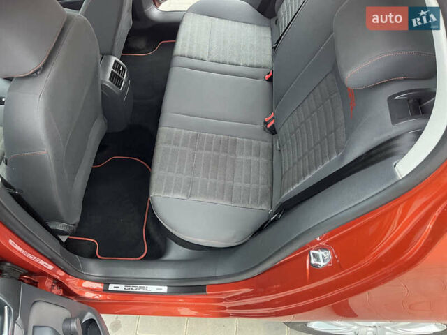 Помаранчевий Фольксваген Гольф, об'ємом двигуна 1.4 л та пробігом 232 тис. км за 6190 $, фото 51 на Automoto.ua