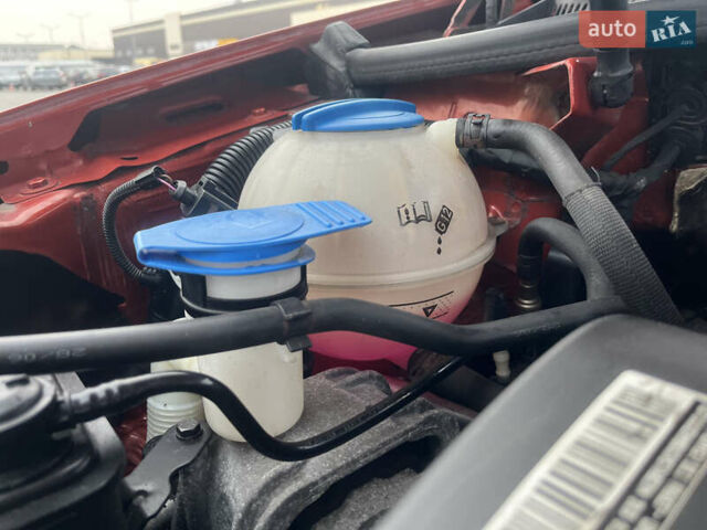 Помаранчевий Фольксваген Гольф, об'ємом двигуна 1.4 л та пробігом 232 тис. км за 6190 $, фото 71 на Automoto.ua