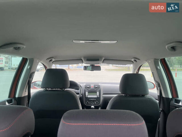 Помаранчевий Фольксваген Гольф, об'ємом двигуна 1.4 л та пробігом 232 тис. км за 6190 $, фото 67 на Automoto.ua