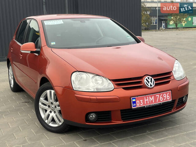 Помаранчевий Фольксваген Гольф, об'ємом двигуна 1.4 л та пробігом 232 тис. км за 6190 $, фото 1 на Automoto.ua