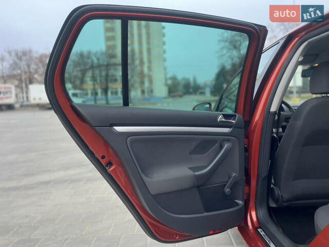 Помаранчевий Фольксваген Гольф, об'ємом двигуна 1.4 л та пробігом 232 тис. км за 6190 $, фото 49 на Automoto.ua