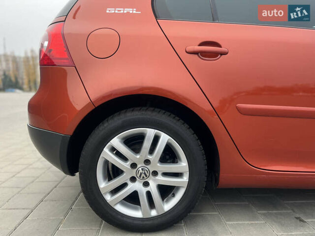 Помаранчевий Фольксваген Гольф, об'ємом двигуна 1.4 л та пробігом 232 тис. км за 6190 $, фото 14 на Automoto.ua