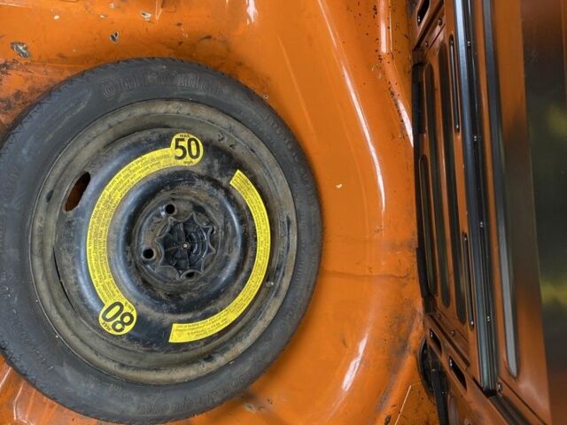 Помаранчевий Фольксваген Гольф, об'ємом двигуна 1.8 л та пробігом 139 тис. км за 2850 $, фото 21 на Automoto.ua