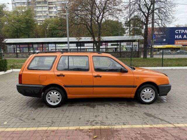 Помаранчевий Фольксваген Гольф, об'ємом двигуна 1.8 л та пробігом 139 тис. км за 2850 $, фото 7 на Automoto.ua