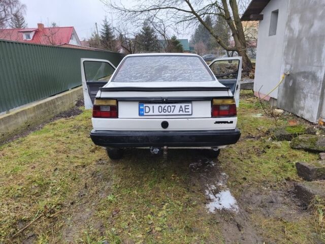 Белый Фольксваген Джетта, объемом двигателя 1.6 л и пробегом 320 тыс. км за 1250 $, фото 2 на Automoto.ua