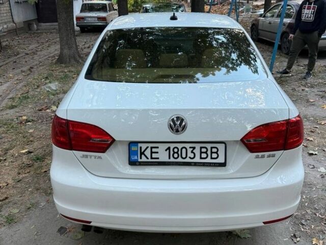 Белый Фольксваген Джетта, объемом двигателя 2.5 л и пробегом 280 тыс. км за 8500 $, фото 1 на Automoto.ua