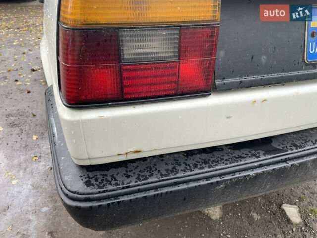 Білий Фольксваген Джетта, об'ємом двигуна 1.6 л та пробігом 367 тис. км за 1400 $, фото 9 на Automoto.ua