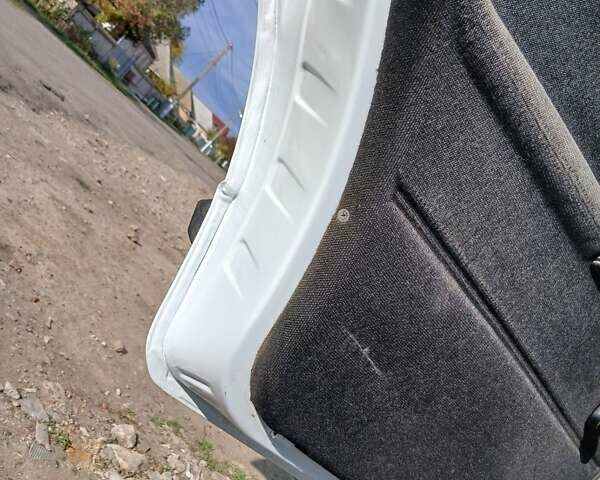 Белый Фольксваген Джетта, объемом двигателя 1.6 л и пробегом 363 тыс. км за 1500 $, фото 5 на Automoto.ua