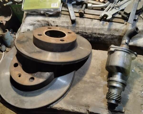 Белый Фольксваген Джетта, объемом двигателя 1.6 л и пробегом 350 тыс. км за 1640 $, фото 17 на Automoto.ua