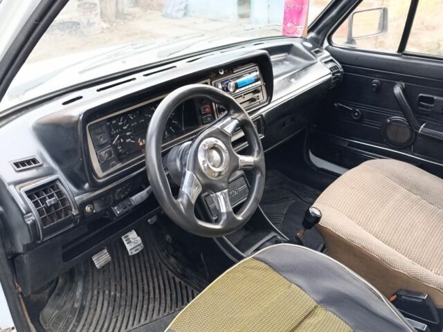 Білий Фольксваген Джетта, об'ємом двигуна 1.8 л та пробігом 200 тис. км за 1000 $, фото 7 на Automoto.ua