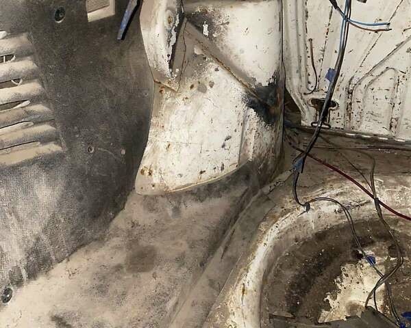 Белый Фольксваген Джетта, объемом двигателя 1.26 л и пробегом 250 тыс. км за 800 $, фото 17 на Automoto.ua