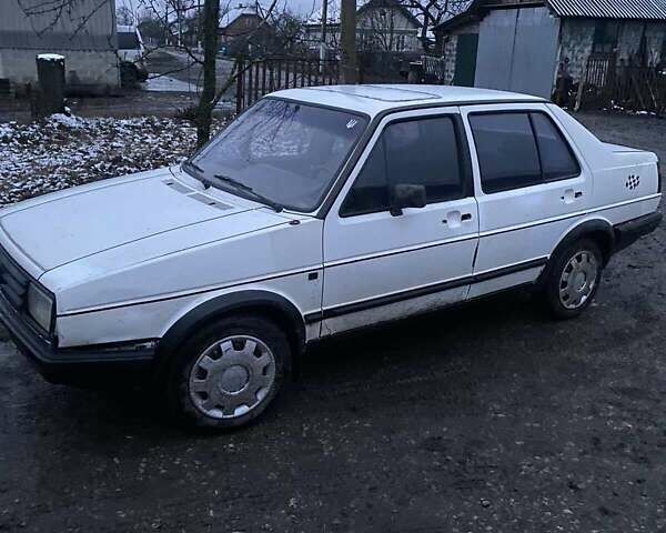 Белый Фольксваген Джетта, объемом двигателя 1.26 л и пробегом 250 тыс. км за 800 $, фото 1 на Automoto.ua