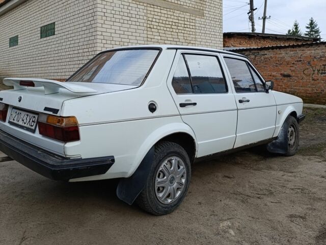 Білий Фольксваген Джетта, об'ємом двигуна 1.8 л та пробігом 200 тис. км за 1000 $, фото 5 на Automoto.ua