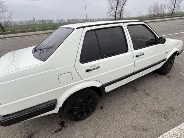 Белый Фольксваген Джетта, объемом двигателя 1.6 л и пробегом 100 тыс. км за 1500 $, фото 3 на Automoto.ua