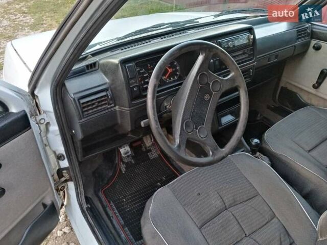 Фольксваген Джетта 1986 в Городок на Automoto.ua Белый Фольксваген Джетта, объемом двигателя 1.6 л и пробегом 396 тыс. км за 1100 $, фото 5 на Automoto.ua