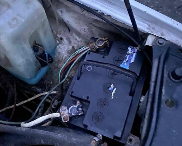 Белый Фольксваген Джетта, объемом двигателя 1.26 л и пробегом 250 тыс. км за 800 $, фото 11 на Automoto.ua