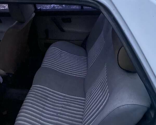 Белый Фольксваген Джетта, объемом двигателя 1.26 л и пробегом 250 тыс. км за 800 $, фото 8 на Automoto.ua