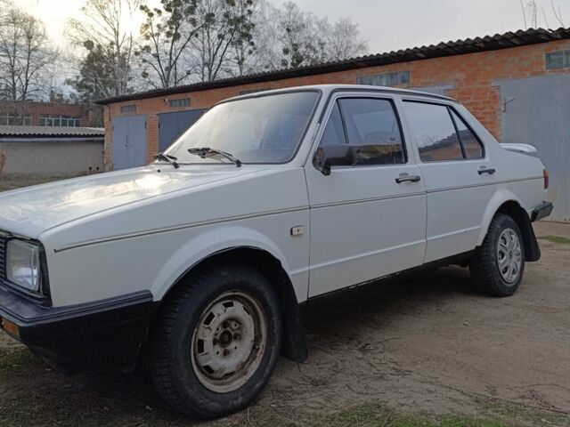 Білий Фольксваген Джетта, об'ємом двигуна 1.8 л та пробігом 200 тис. км за 1000 $, фото 2 на Automoto.ua