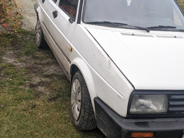 Белый Фольксваген Джетта, объемом двигателя 1.6 л и пробегом 474 тыс. км за 600 $, фото 1 на Automoto.ua