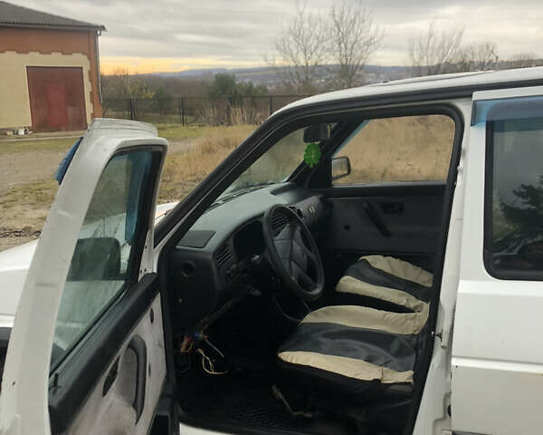 Білий Фольксваген Джетта, об'ємом двигуна 1.6 л та пробігом 250 тис. км за 1350 $, фото 7 на Automoto.ua