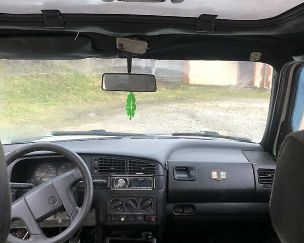 Білий Фольксваген Джетта, об'ємом двигуна 1.6 л та пробігом 250 тис. км за 1350 $, фото 6 на Automoto.ua