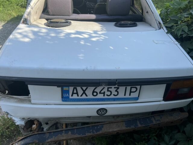 Белый Фольксваген Джетта, объемом двигателя 1.8 л и пробегом 295 тыс. км за 450 $, фото 2 на Automoto.ua