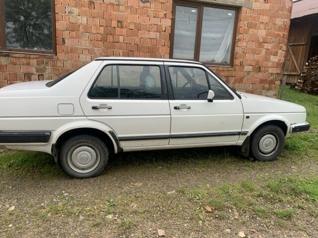 Білий Фольксваген Джетта, об'ємом двигуна 1.6 л та пробігом 330 тис. км за 1300 $, фото 3 на Automoto.ua