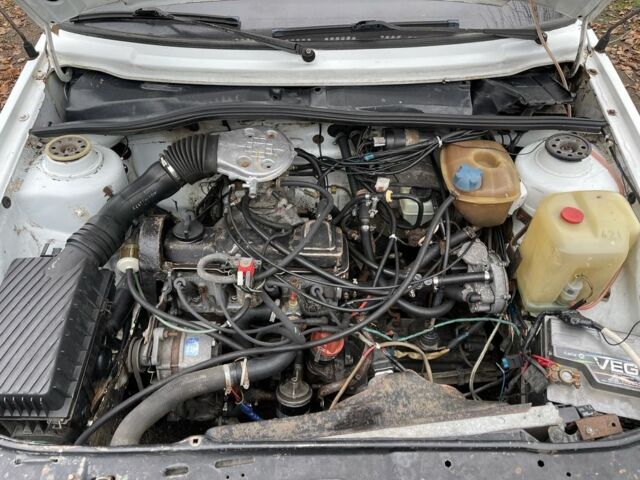 Белый Фольксваген Джетта, объемом двигателя 1.8 л и пробегом 200 тыс. км за 800 $, фото 7 на Automoto.ua