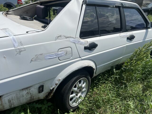 Белый Фольксваген Джетта, объемом двигателя 1.8 л и пробегом 295 тыс. км за 450 $, фото 13 на Automoto.ua