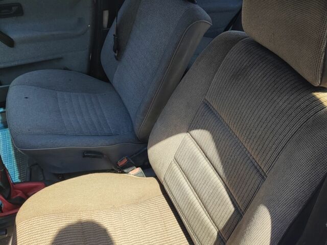 Білий Фольксваген Джетта, об'ємом двигуна 1.6 л та пробігом 215 тис. км за 500 $, фото 10 на Automoto.ua