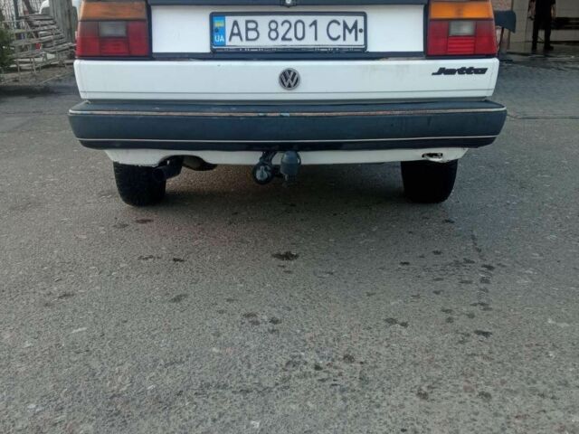 Белый Фольксваген Джетта, объемом двигателя 1.6 л и пробегом 280 тыс. км за 2100 $, фото 2 на Automoto.ua