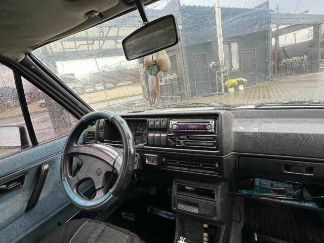 Белый Фольксваген Джетта, объемом двигателя 1.3 л и пробегом 300 тыс. км за 999 $, фото 10 на Automoto.ua