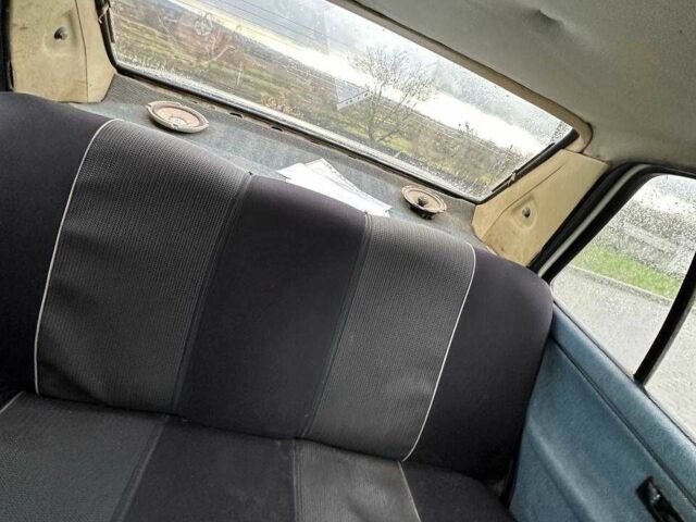 Белый Фольксваген Джетта, объемом двигателя 1.3 л и пробегом 300 тыс. км за 999 $, фото 7 на Automoto.ua